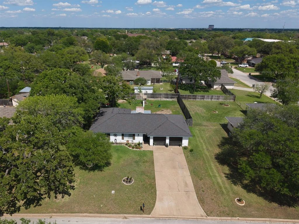 3613 Oak Ridge Drive, Bryan