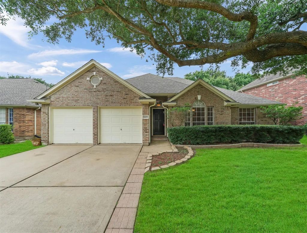 5219 Bay Pines Drive, Katy