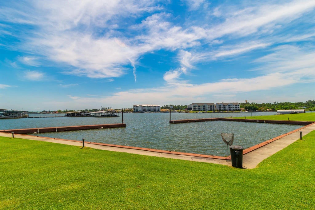 15575 Marina Drive 127a, Conroe