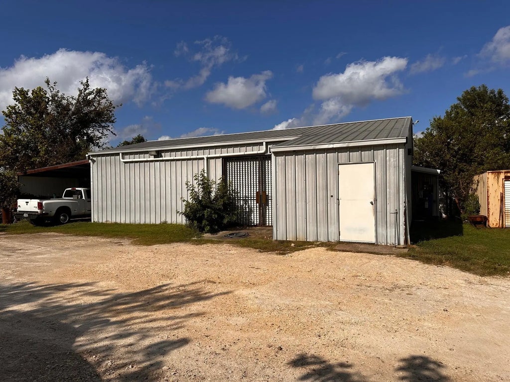 404 Gulf Bank Road, Houston