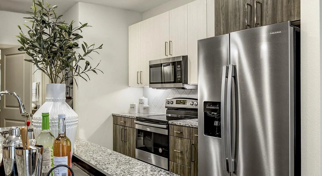 7100 Uvalde Road 10307, Houston