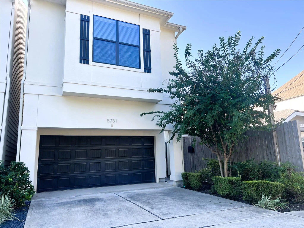 5731 Larkin Street B, Houston