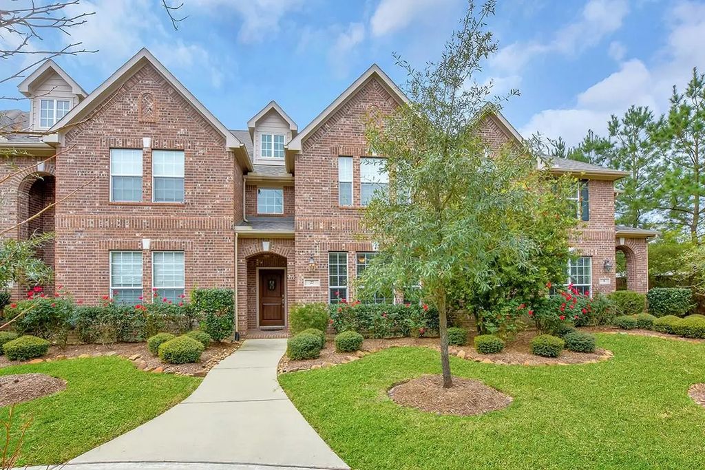 27 Umbria Lane, The Woodlands
