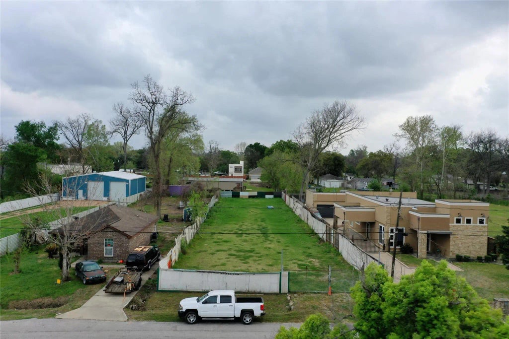 869 Wall Street, Houston