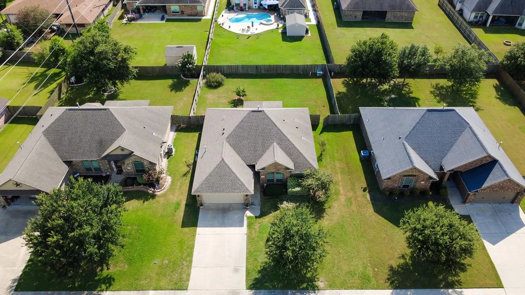 205 Poppy Street, Lake Jackson