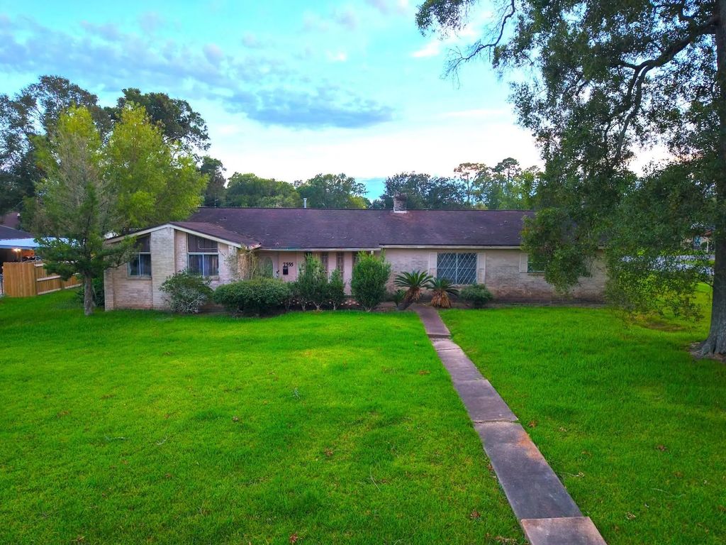 7555 Forest Park Drive, Beaumont