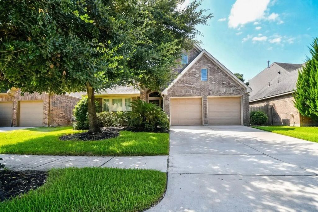 26223 Serenity Oaks Drive, Richmond