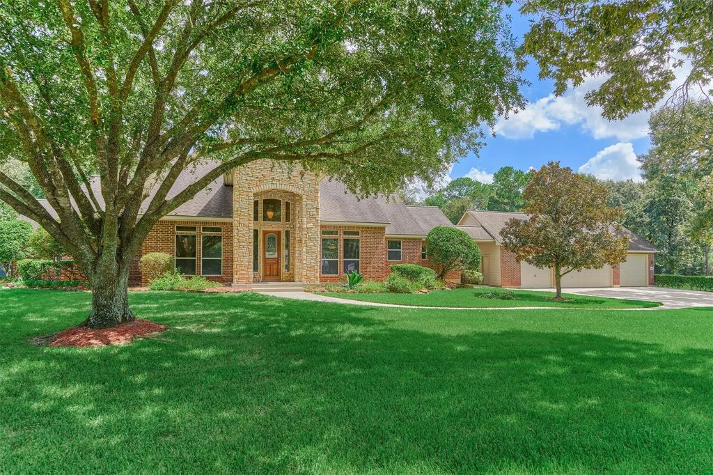 32510 Edgewater Drive, Magnolia