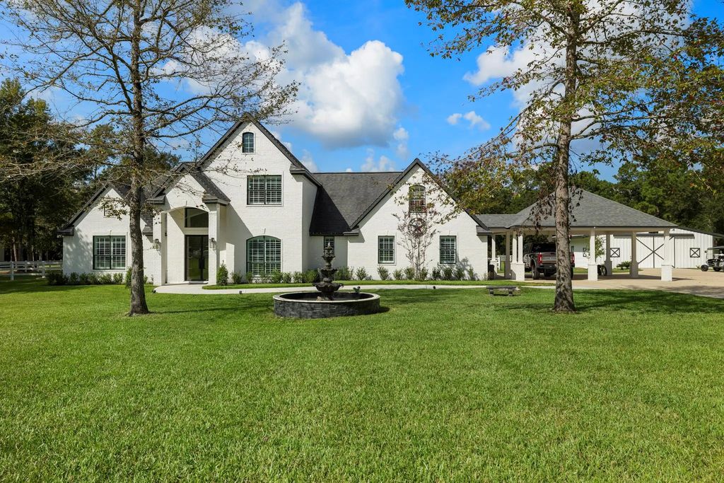 31219 Edgewater Dr Drive, Magnolia
