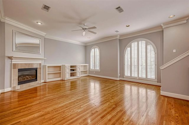 6413 Westcott Street, Houston