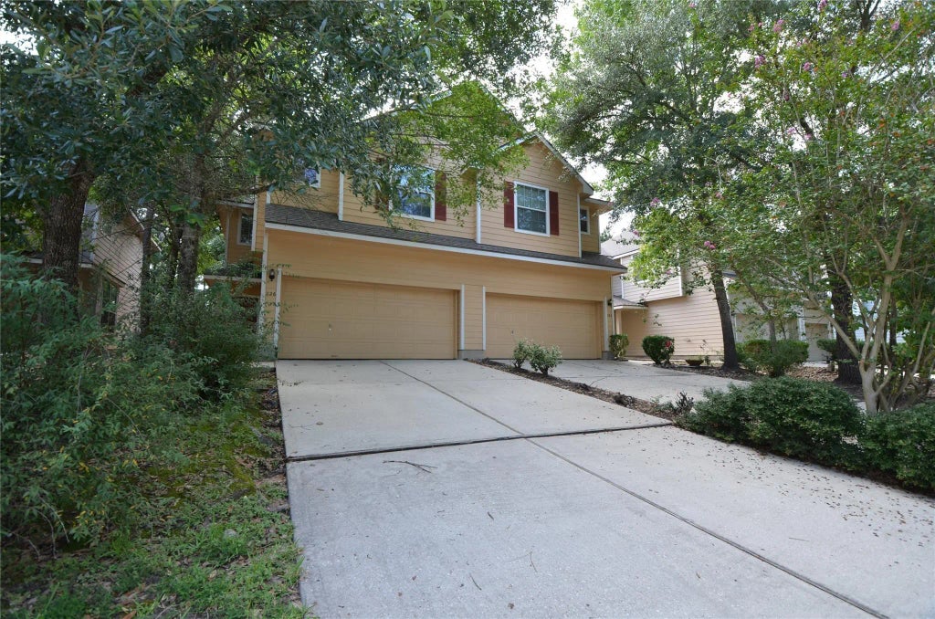 226 W Stedhill Loop, Conroe