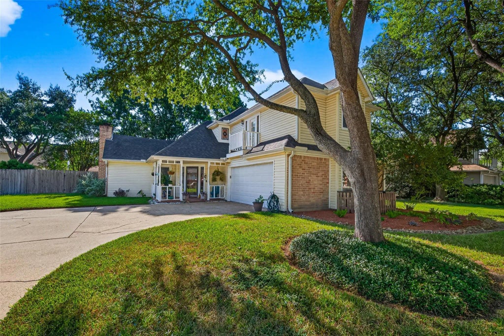 9910 Jockey Club Drive, Houston