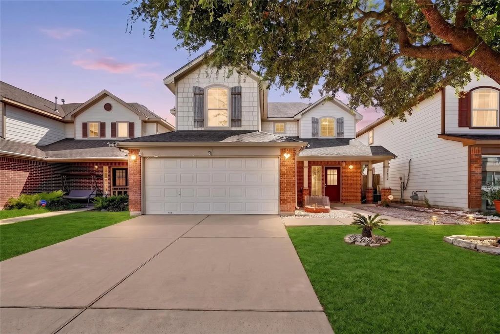 14919 Gray Ridge Drive, Houston