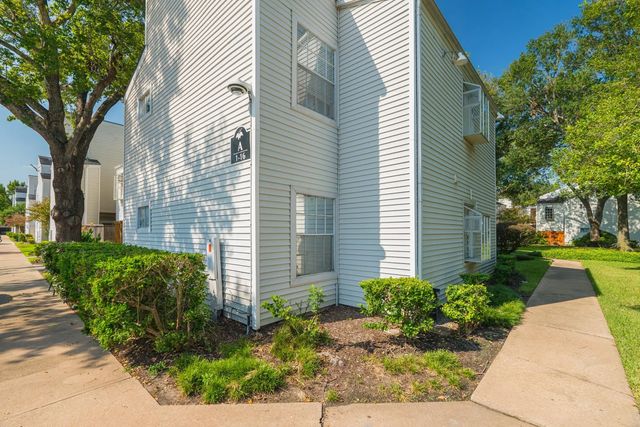 9809 Richmond Avenue A13, Houston