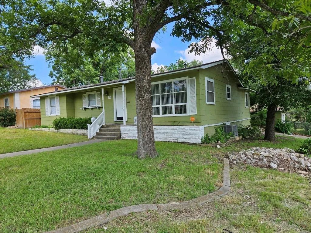 302 Blakeley Drive, San Antonio