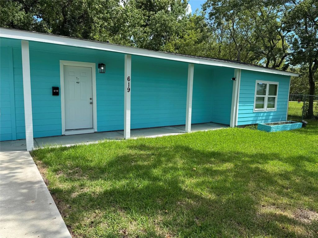 619 Avenue B, La Marque