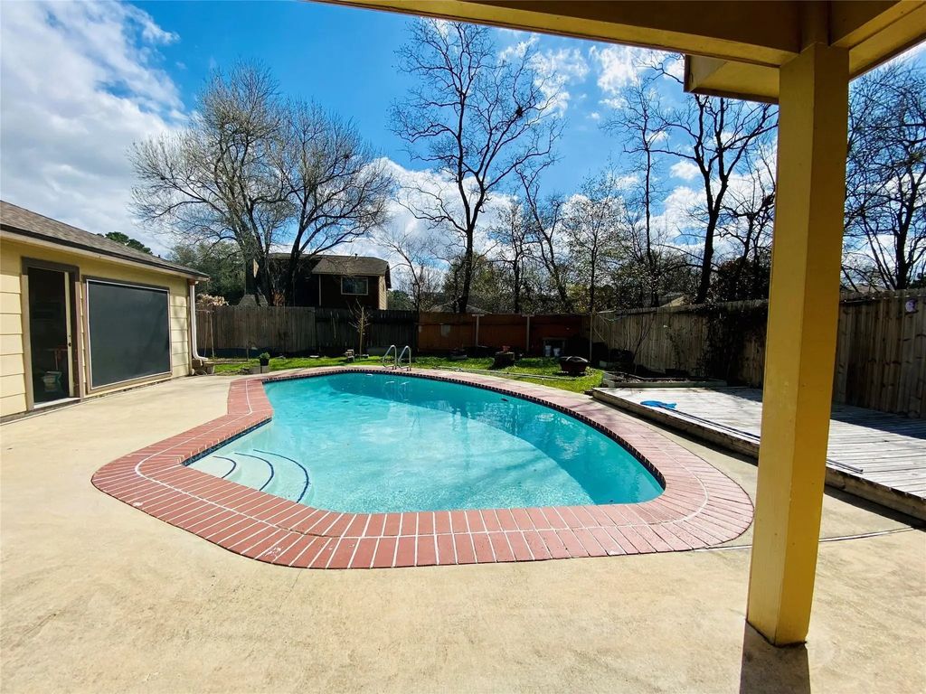 3211 Mourning Dove Drive, Spring