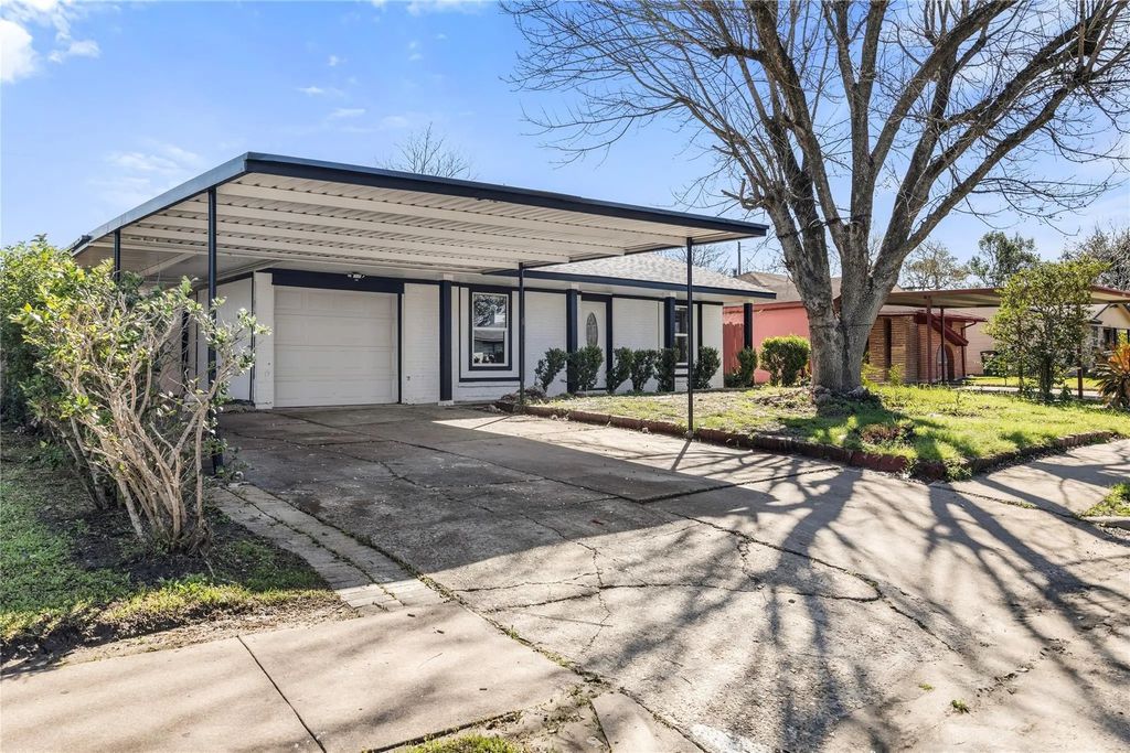 12611 S Coast Drive, Houston