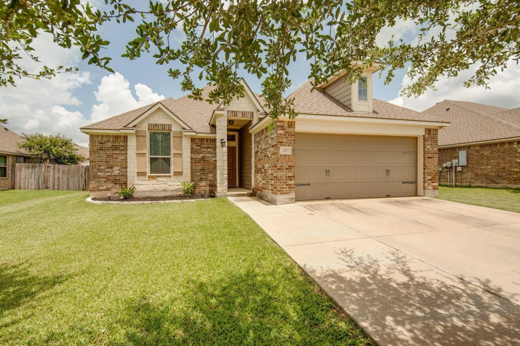 7418 Masters Drive, Navasota