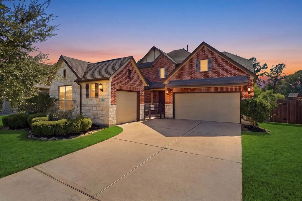 22327 Whitecourt Drive, Tomball