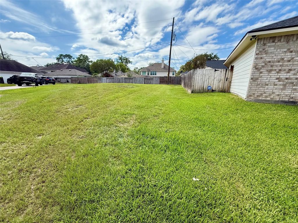 307 N Cypress Estates Circle, Spring