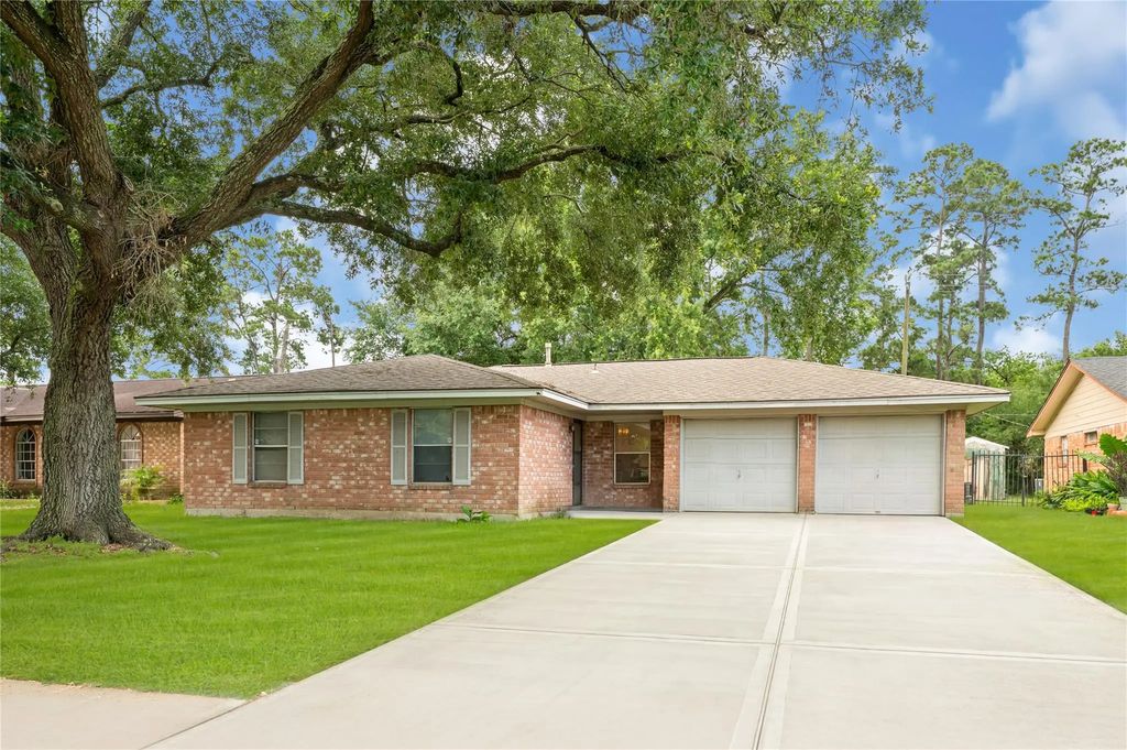 13710 Edgeboro Street, Houston