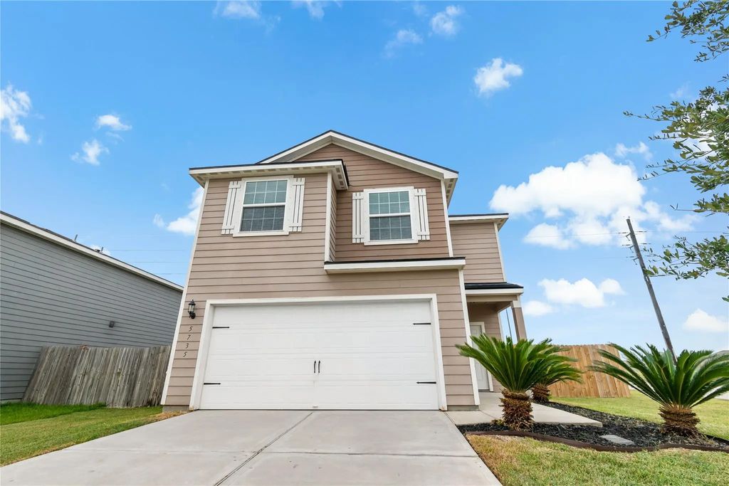 5735 Snapping Turtle Road, Baytown