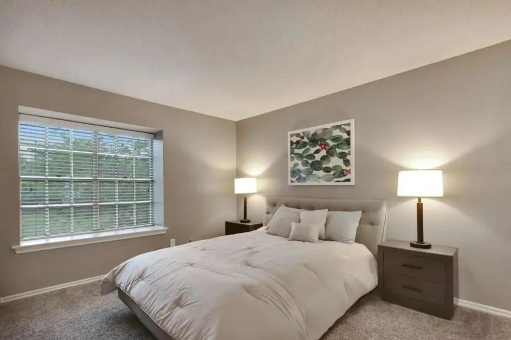 4401 Glenview Court 4511, North Richland Hills