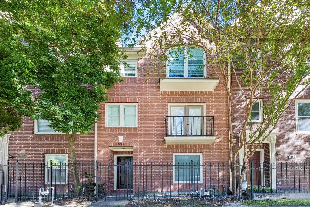 1626 Genesee Street, Houston