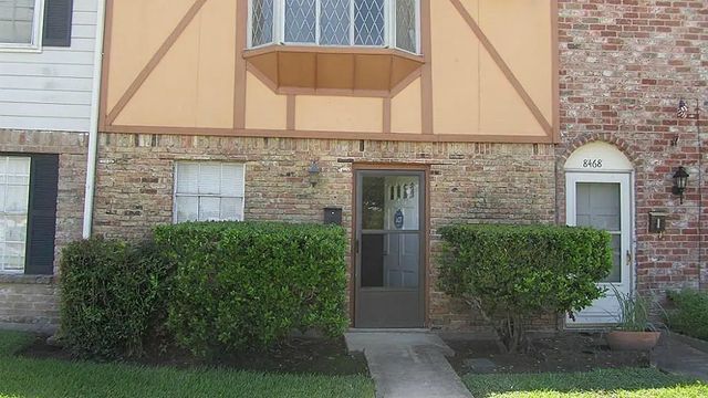 8470 Leawood Boulevard, Houston