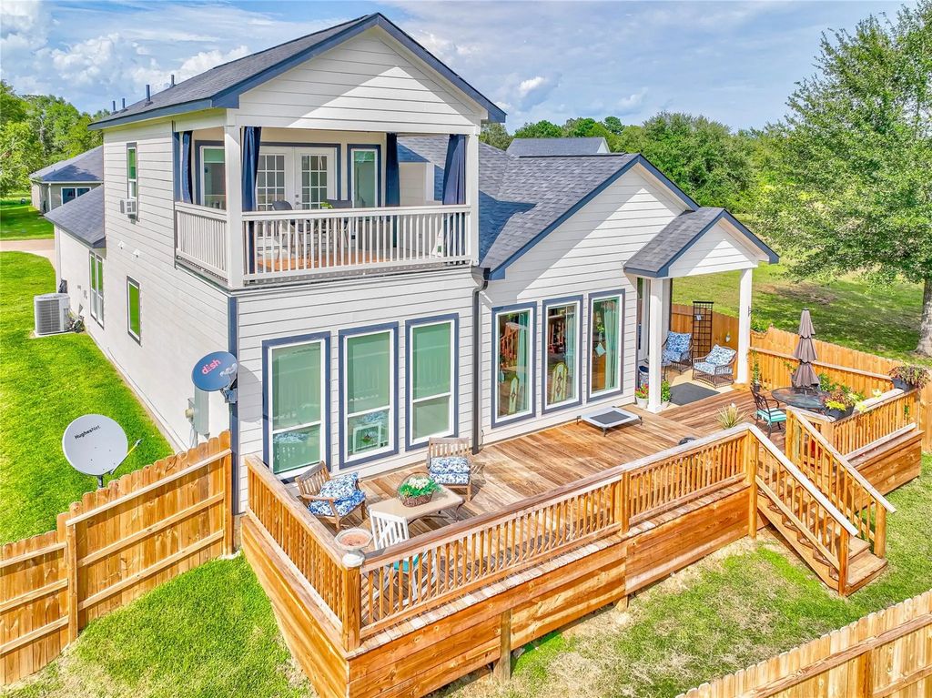 646 Echo Lane, Livingston