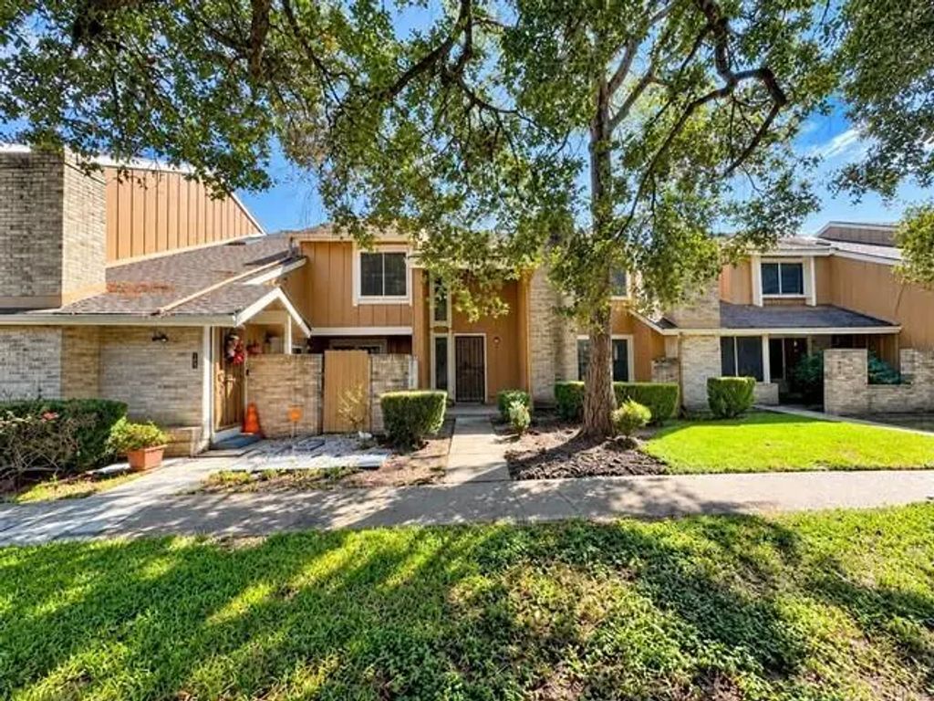 6167 Dryad Drive, Houston
