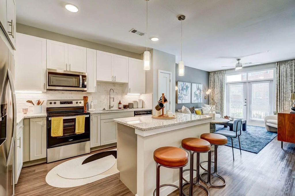 800 N Fm 3083 Rd W B1a, Conroe