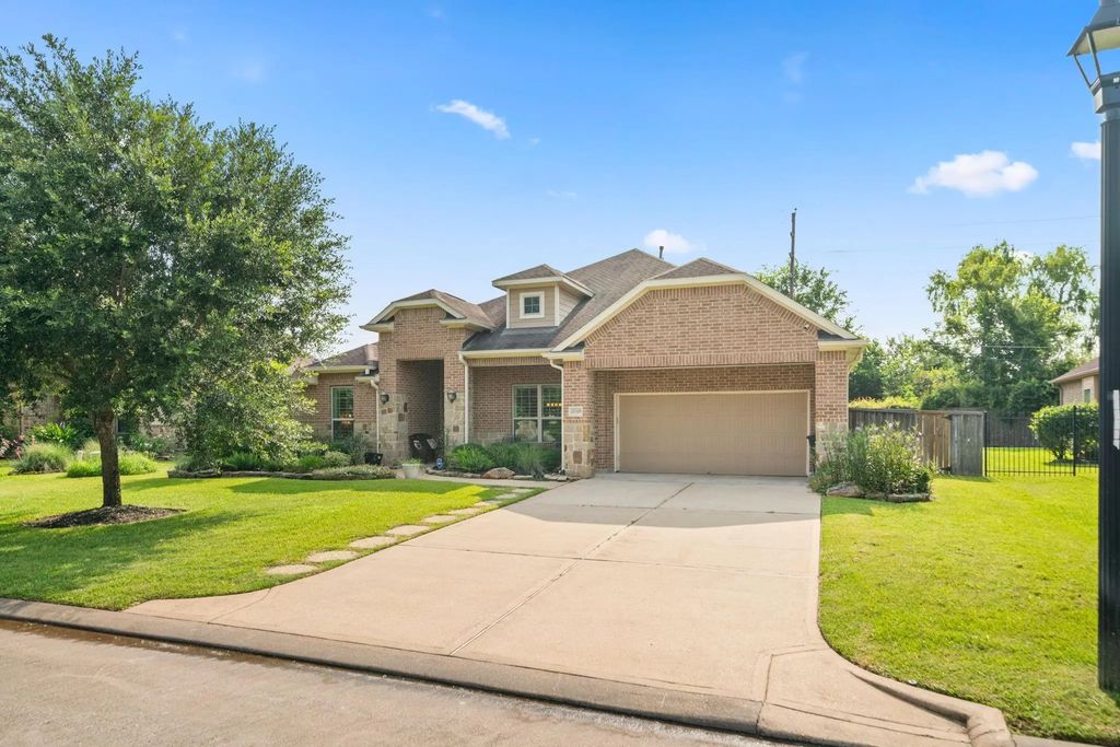 32219 Waterford Crest Lane, Fulshear