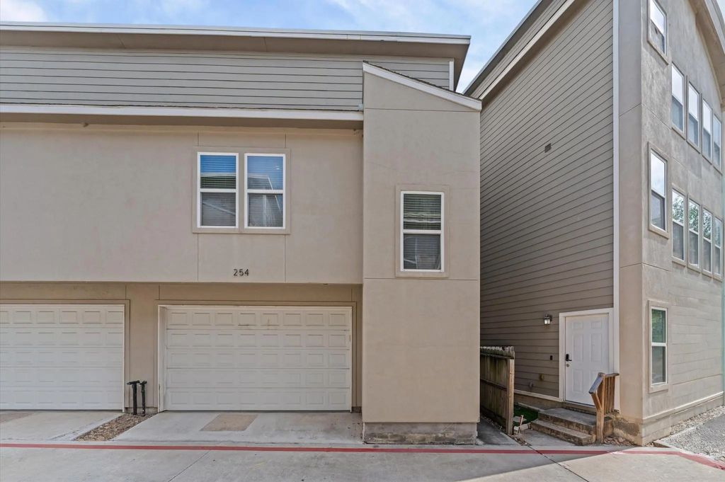 254 N Lenox Street, Houston