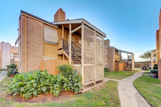 10202 Forum Park Drive 256, Houston