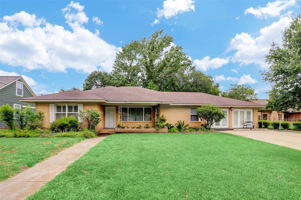 822 N Meyer Street, Sealy