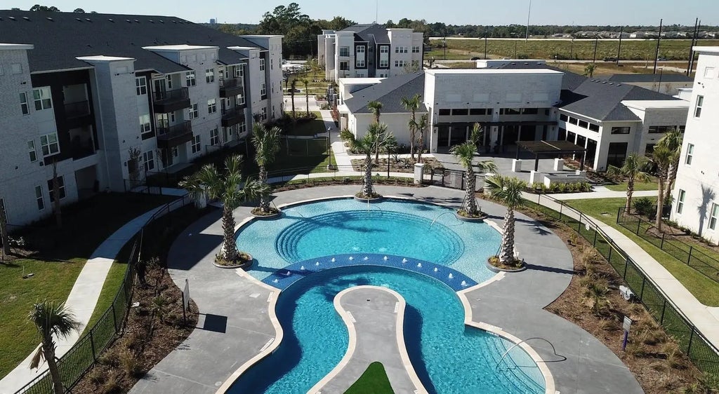 7100 Uvalde Road 11301, Houston