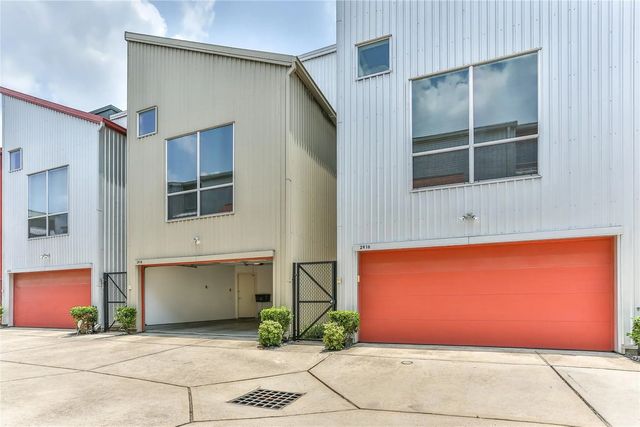 2918 Commerce Street, Houston