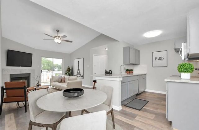 10101 S Gessner Road 811, Houston