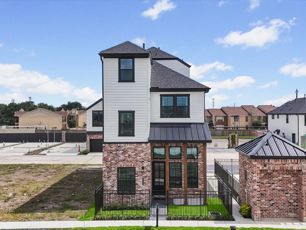 9214 Fort George Street, Houston