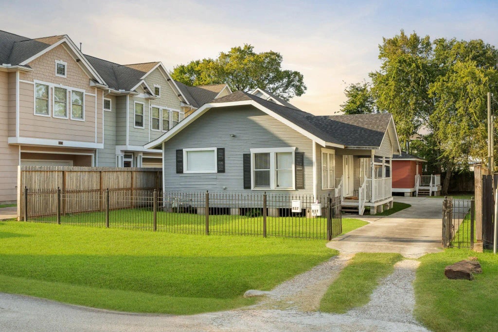 837 W 25th Street, Houston