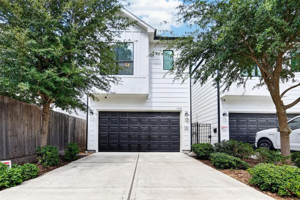 1201 E 23rd Street, Houston