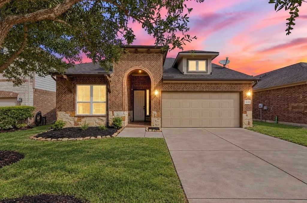 15630 Windsor Bluff Drive, Cypress