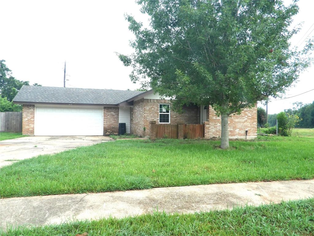 217 Sugar Cane Trace, Lake Jackson