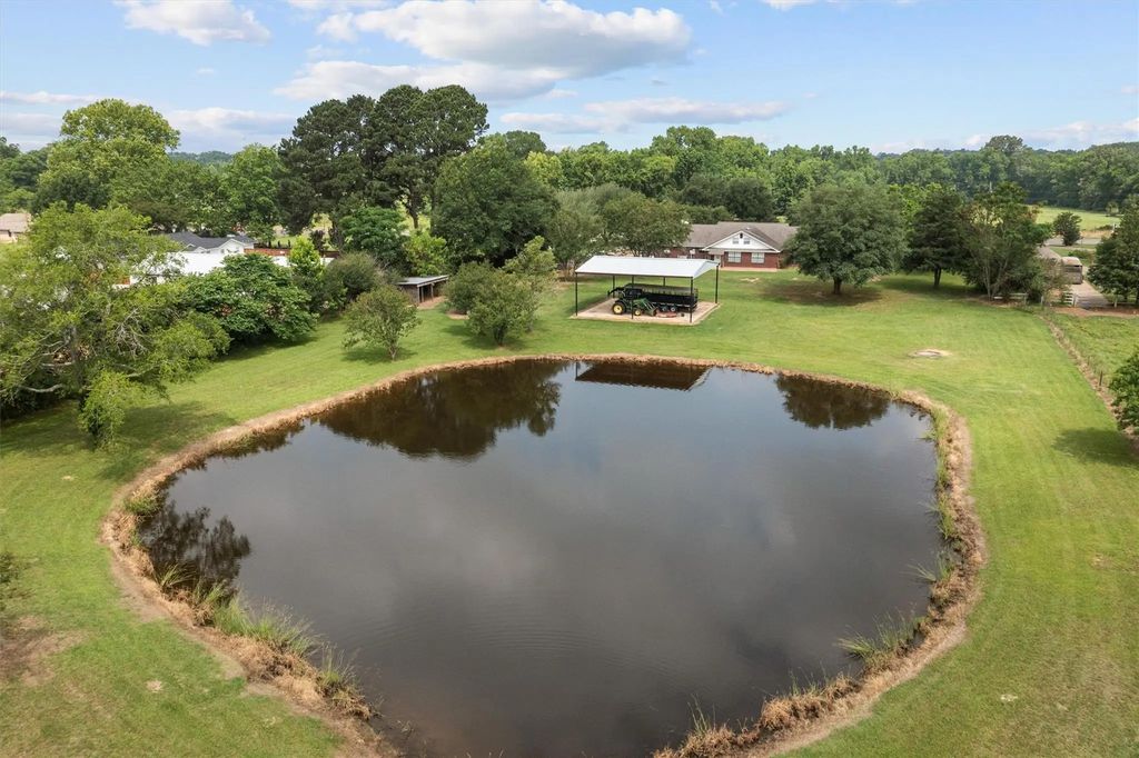 416 State Highway 21 E, Crockett