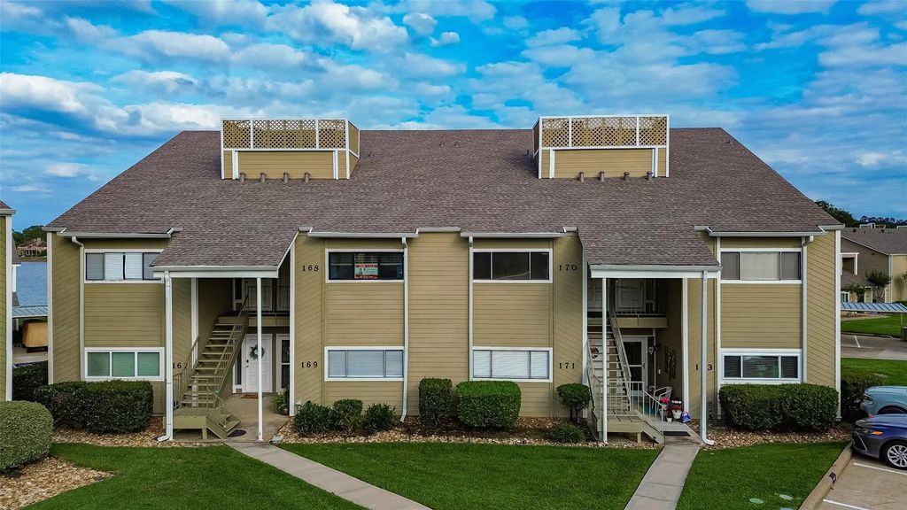 168 April Point Drive S 168, Conroe