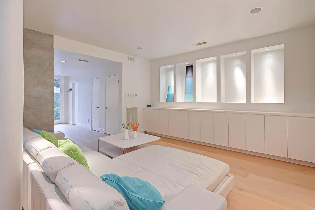 39 River Hollow Lane, Houston