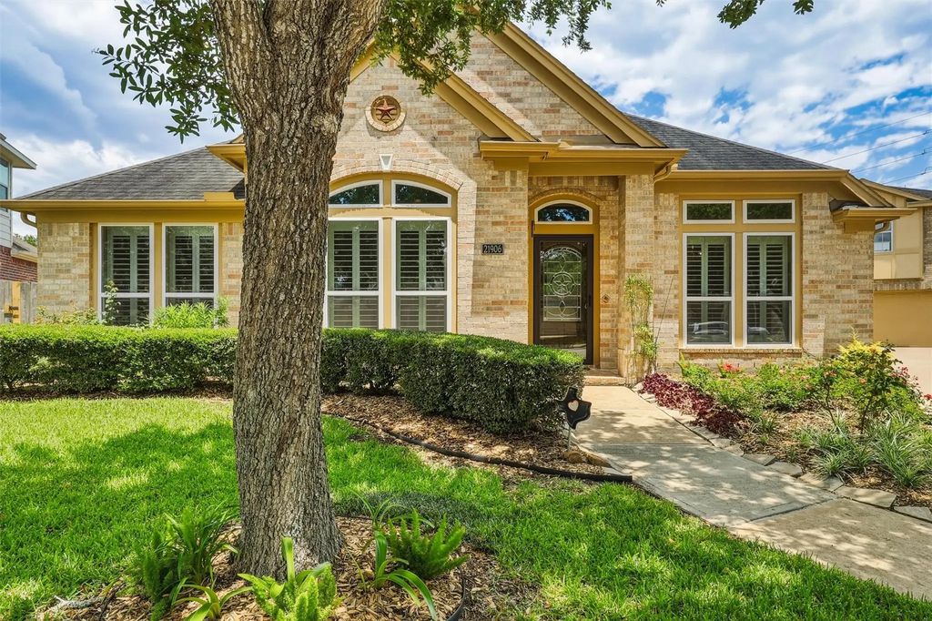 21906 Canyonwood Park Lane, Richmond