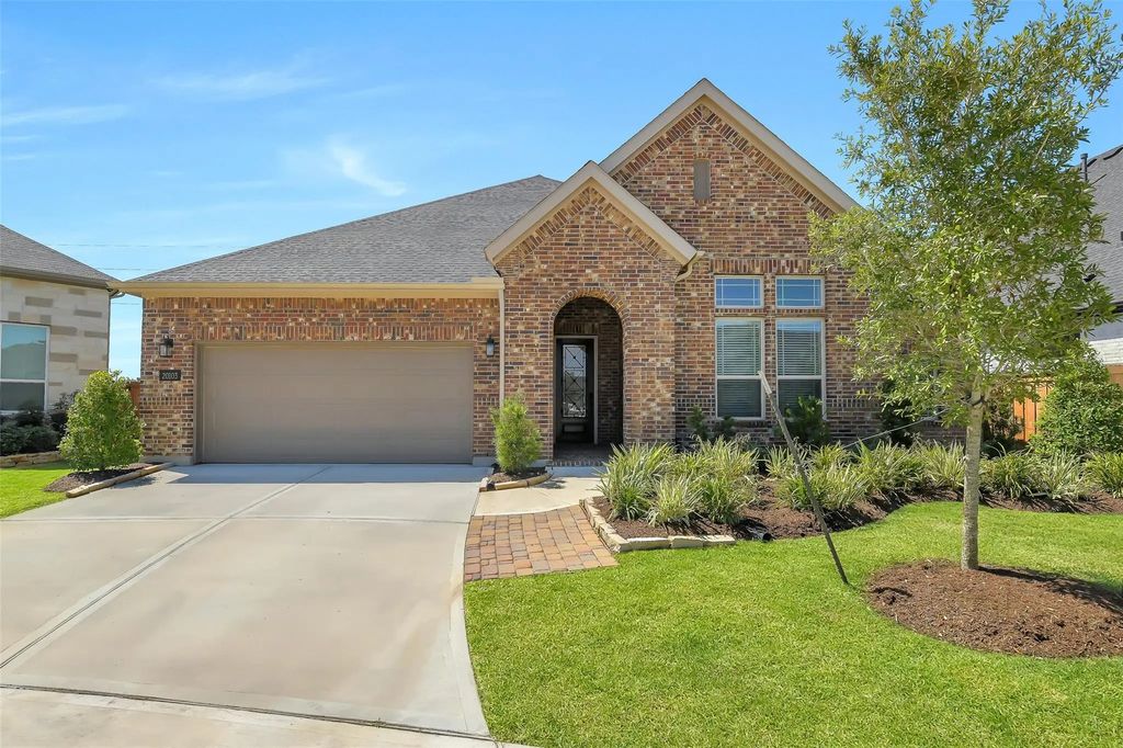 20103 Chula Vista Drive, Cypress